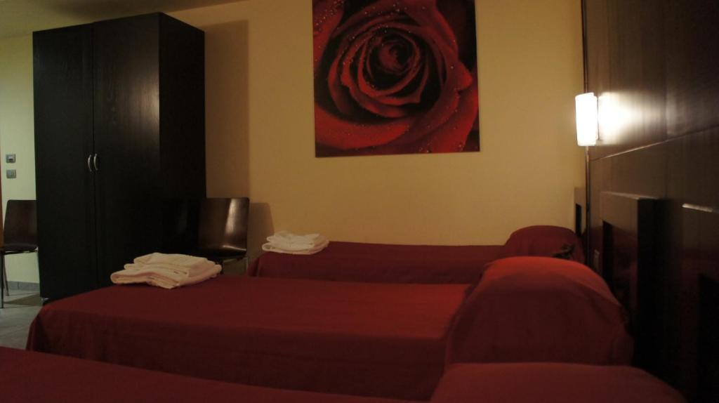 بوبولي Hotel Le Sorgenti الغرفة الصورة