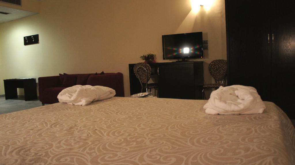 بوبولي Hotel Le Sorgenti الغرفة الصورة