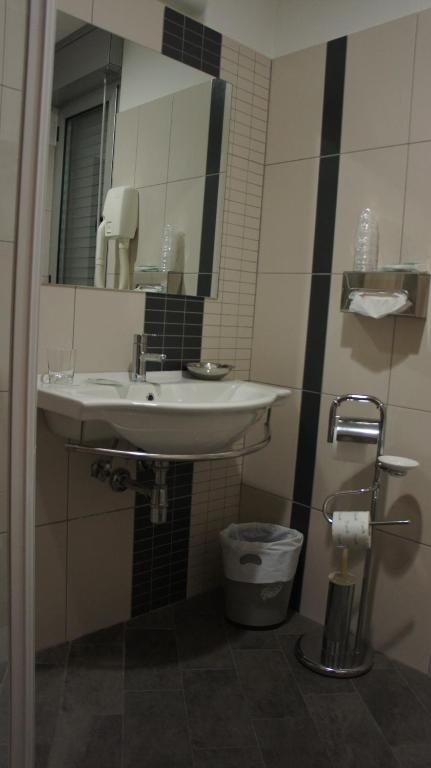 بوبولي Hotel Le Sorgenti المظهر الخارجي الصورة