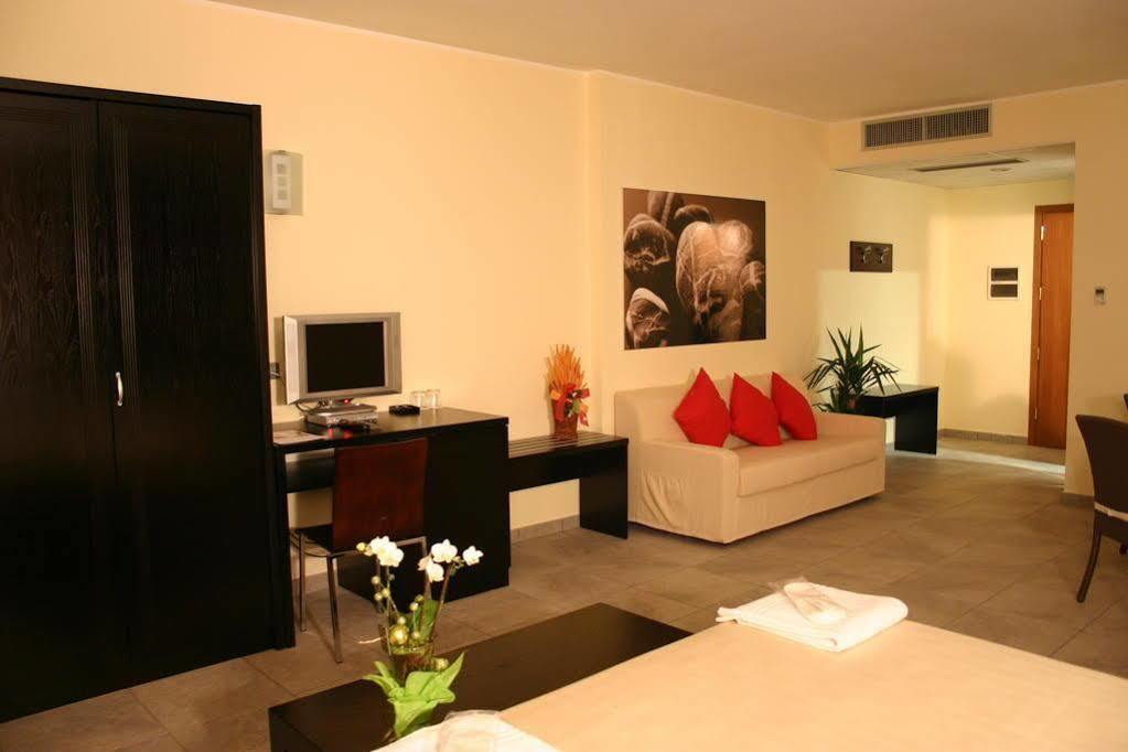 بوبولي Hotel Le Sorgenti المظهر الخارجي الصورة